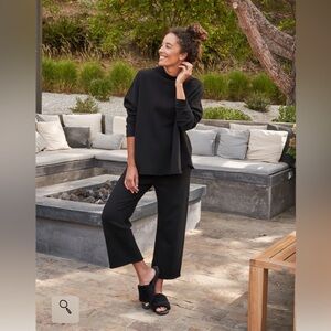 Frank & Eileen Black Sweatshirt & Wide Leg Sweats